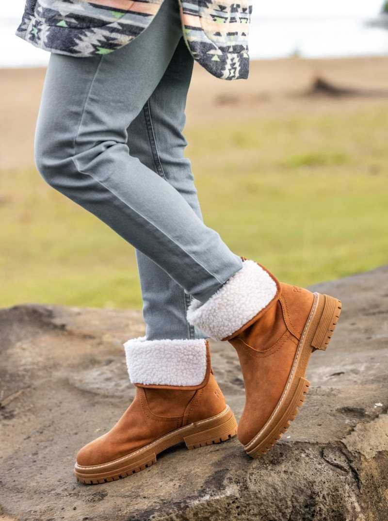 Roxy Fall Slip-On Boots Tan | ZSGAQ-0458