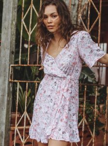 Roxy Sunset Kiss Wrap Dress Be Free Gypsy Floral Bright Wh | BNFRQ-2965